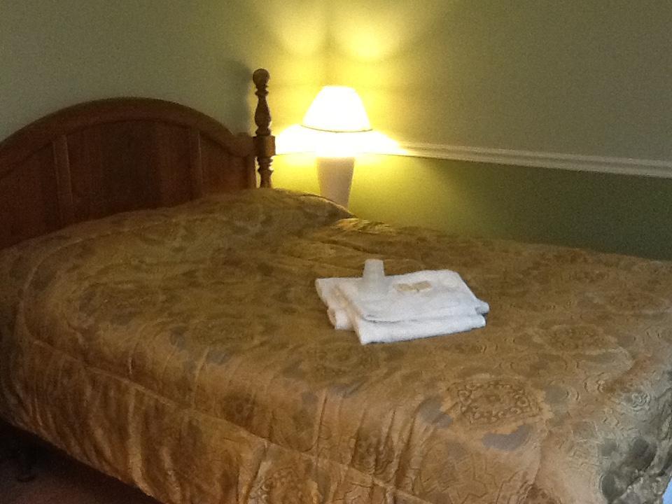 Brookside House Hotell Quincy Exteriör bild